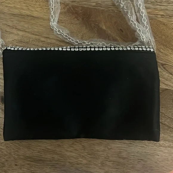 AMBER SCEATS STELLA CRYSTAL BAG! 
5.5” x 7.5” x 7” NWOT! - Picture 5 of 8